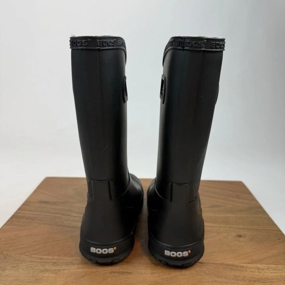 New NIB Big Kids Childrens Bogs Rainboot Plush Black Waterproof Boots Size 2 Y